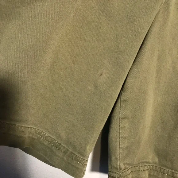 L. L. Bean Women's Shorts Size 10 Green Cargo Pockets Drawstring Cotton Spandex - Picture 5 of 9